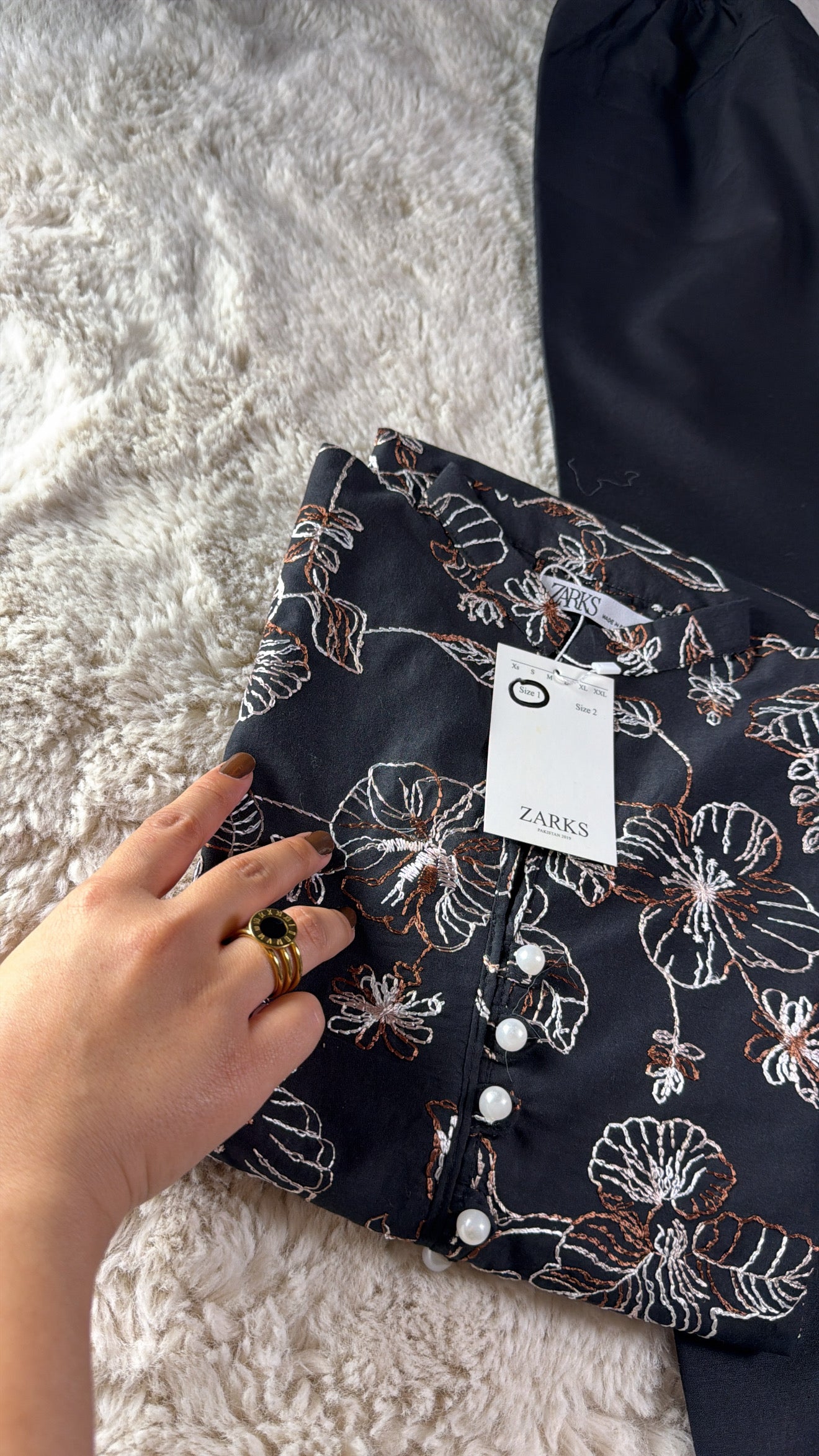 Black fleur outfit