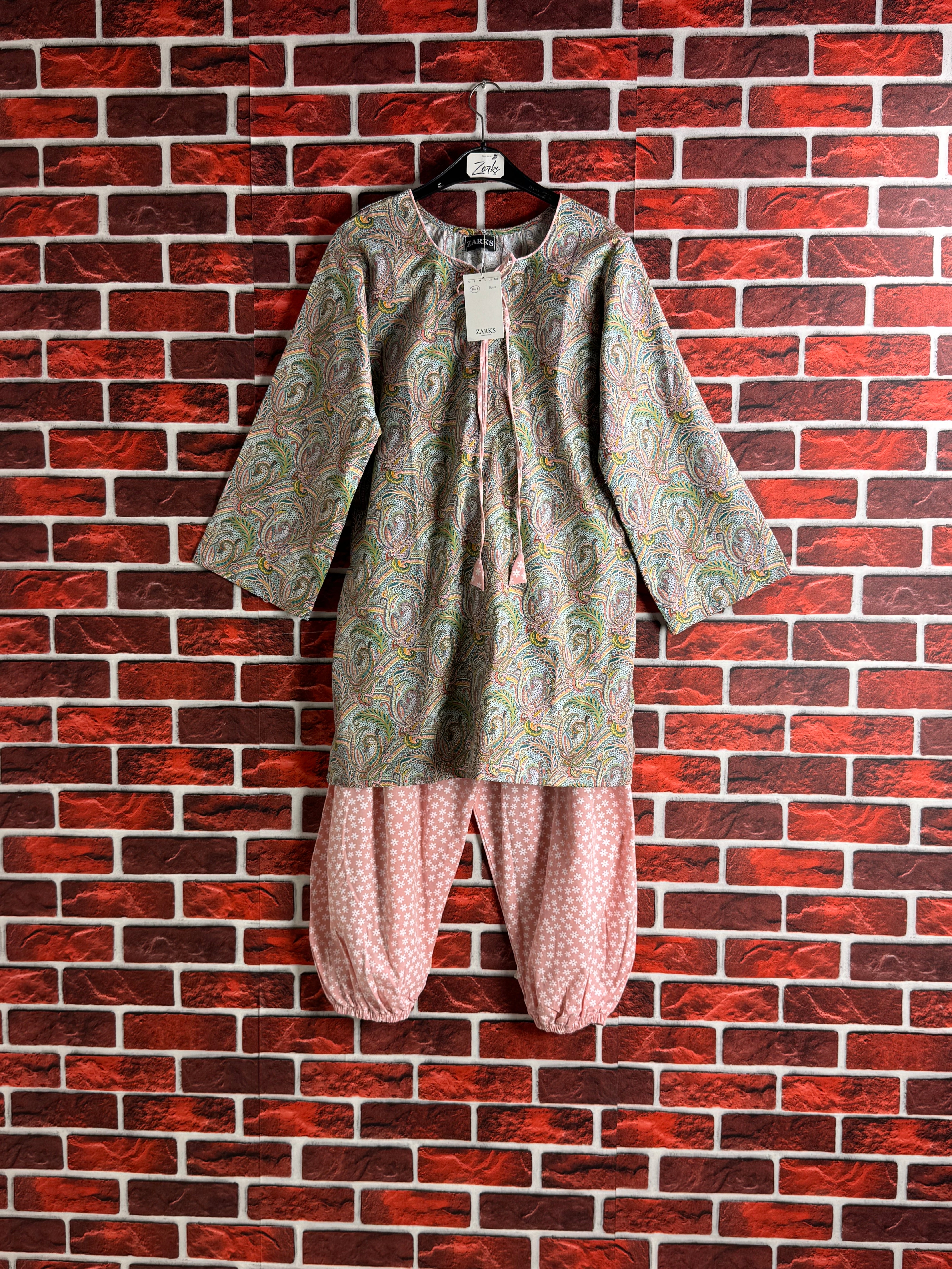 Blush printed set