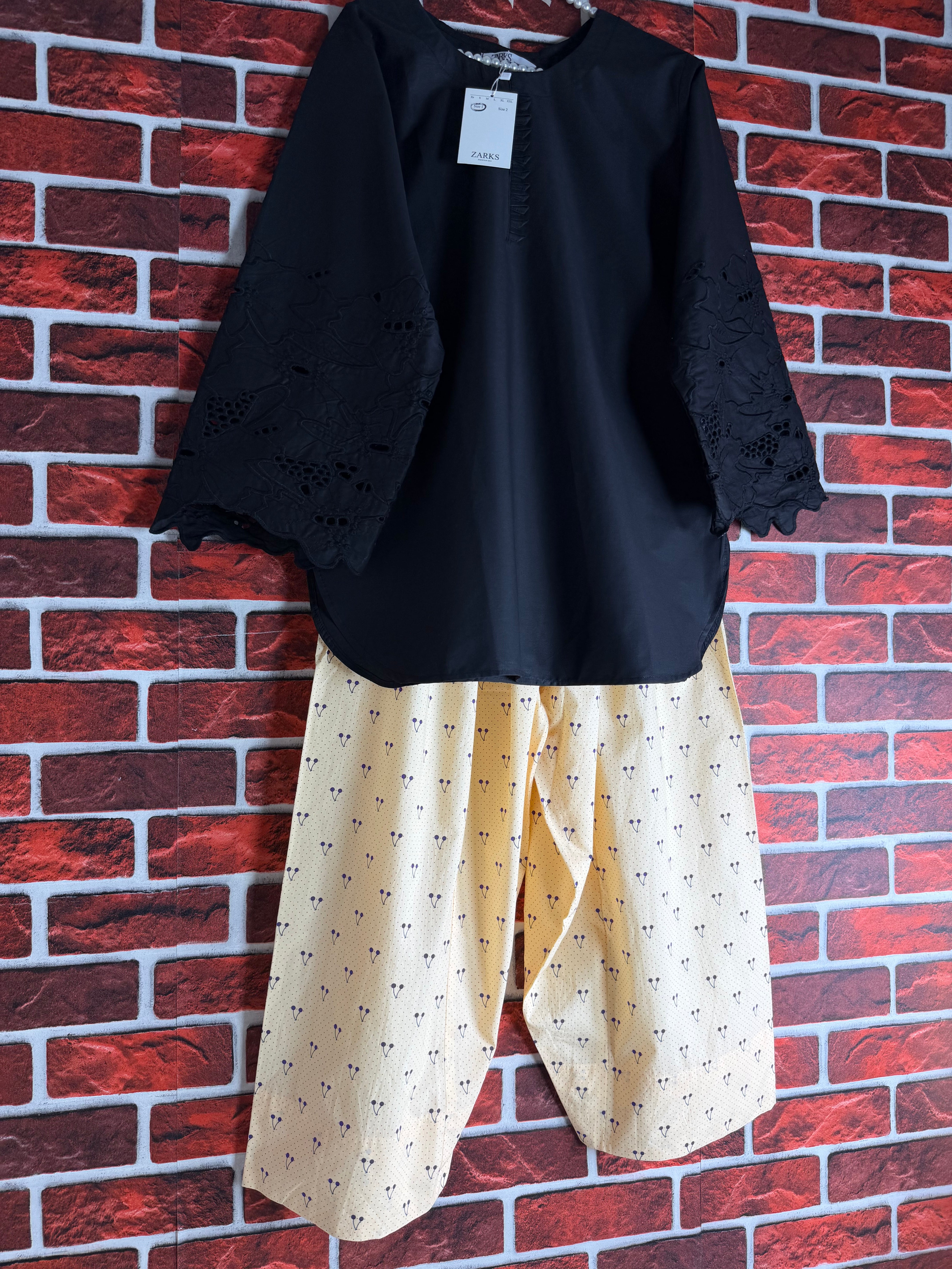 Cherry chickankari set