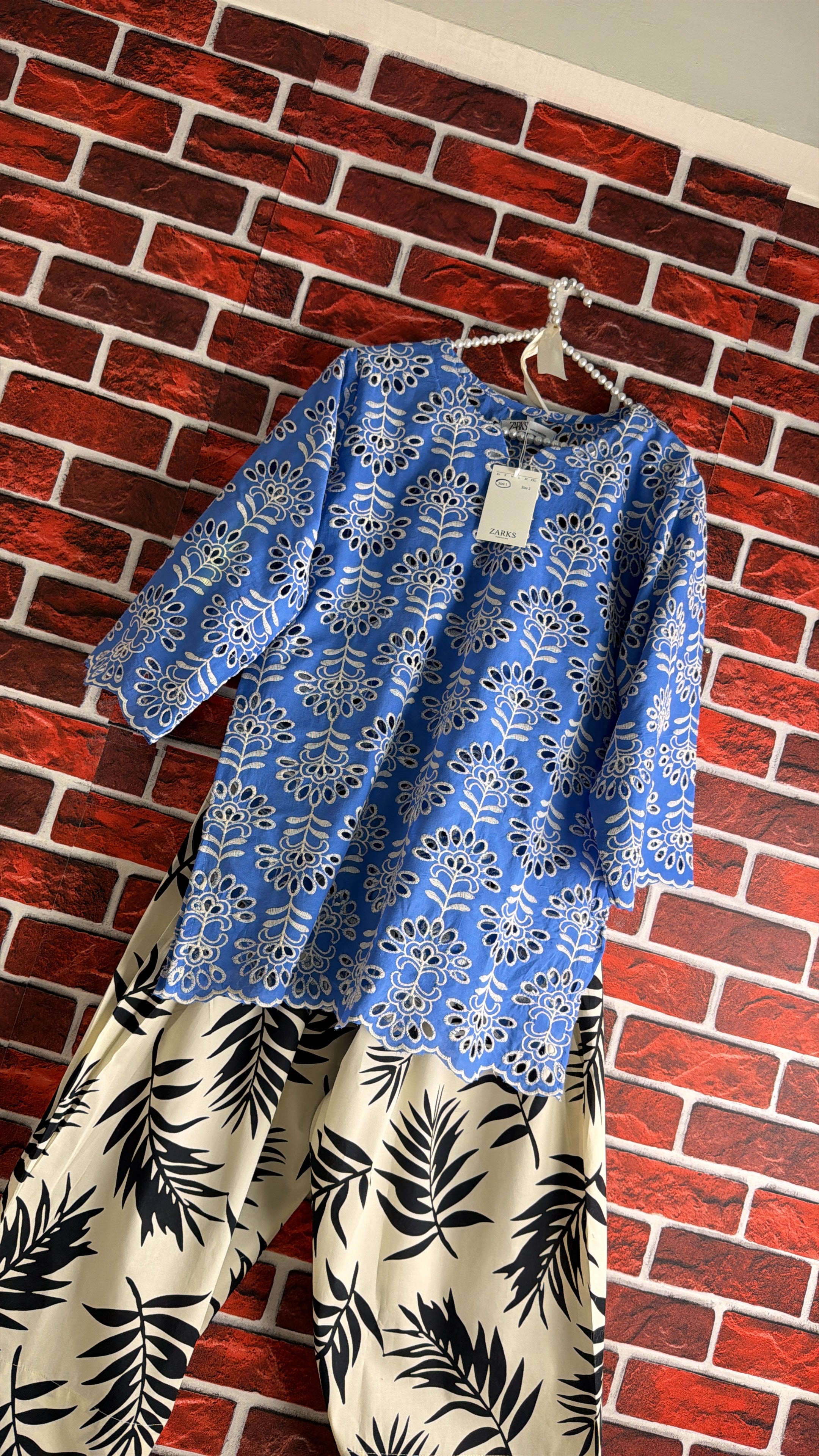 Azure chikankari set