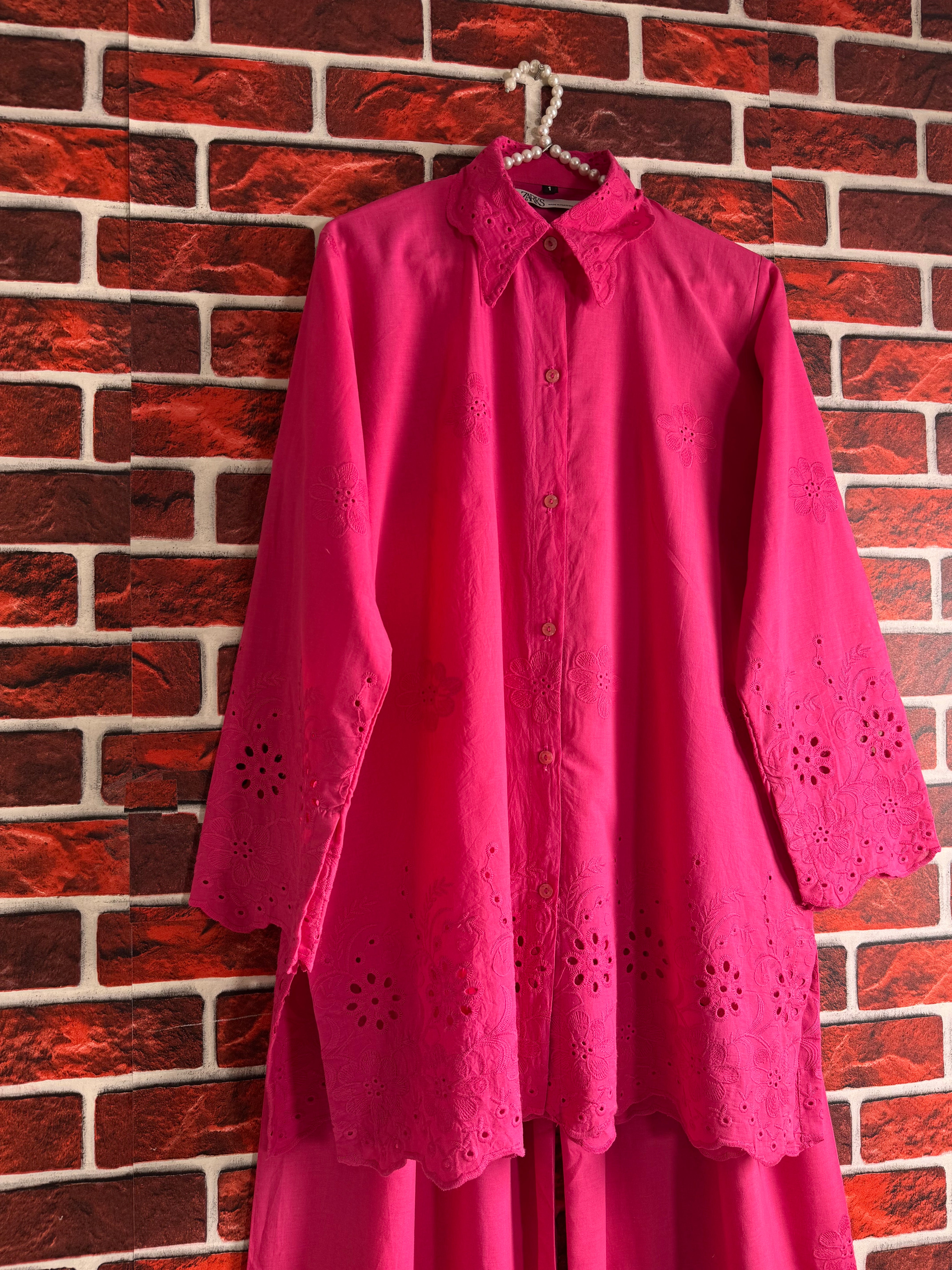Pink schiffli coord