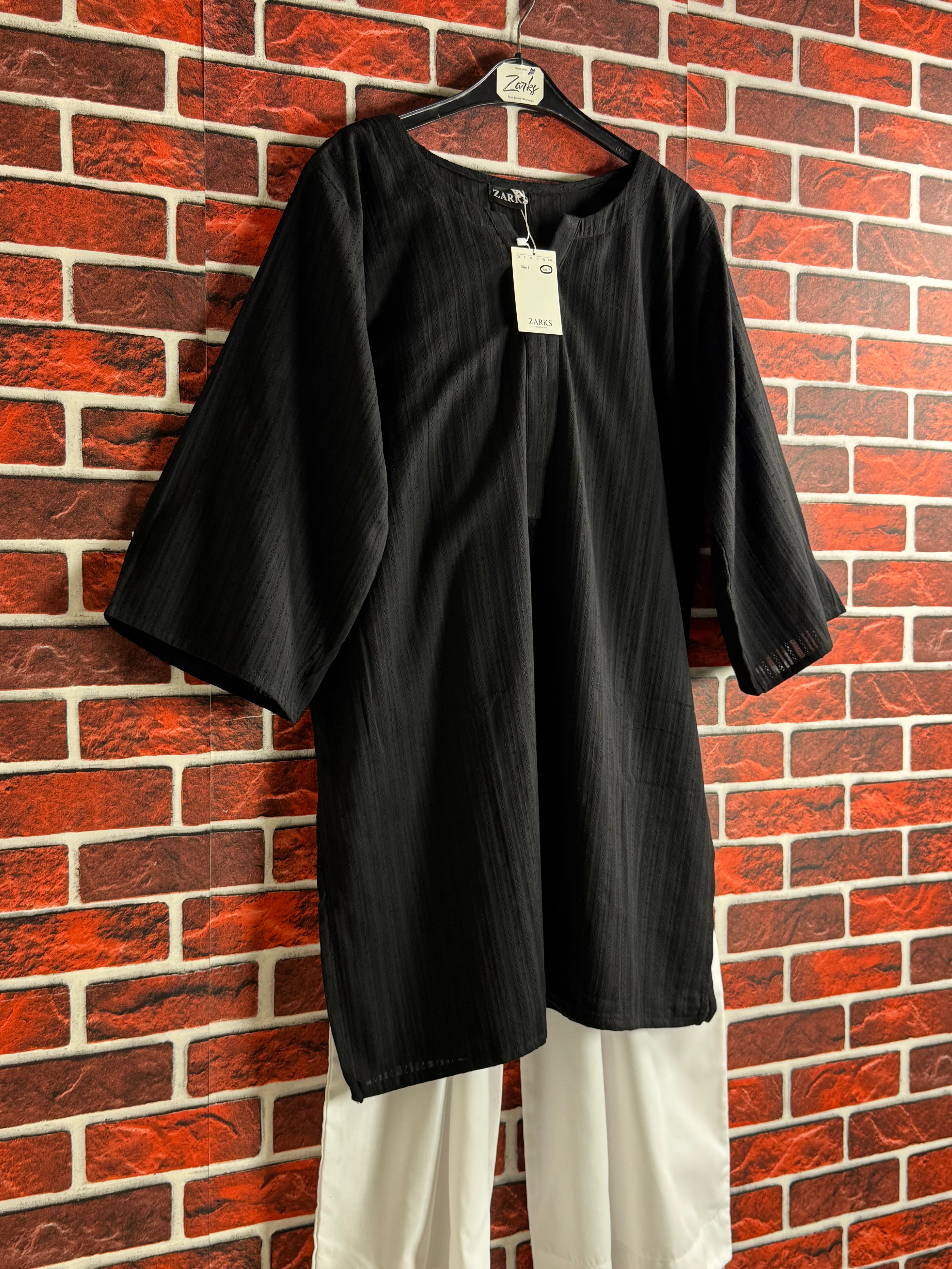 Black monochrome set
