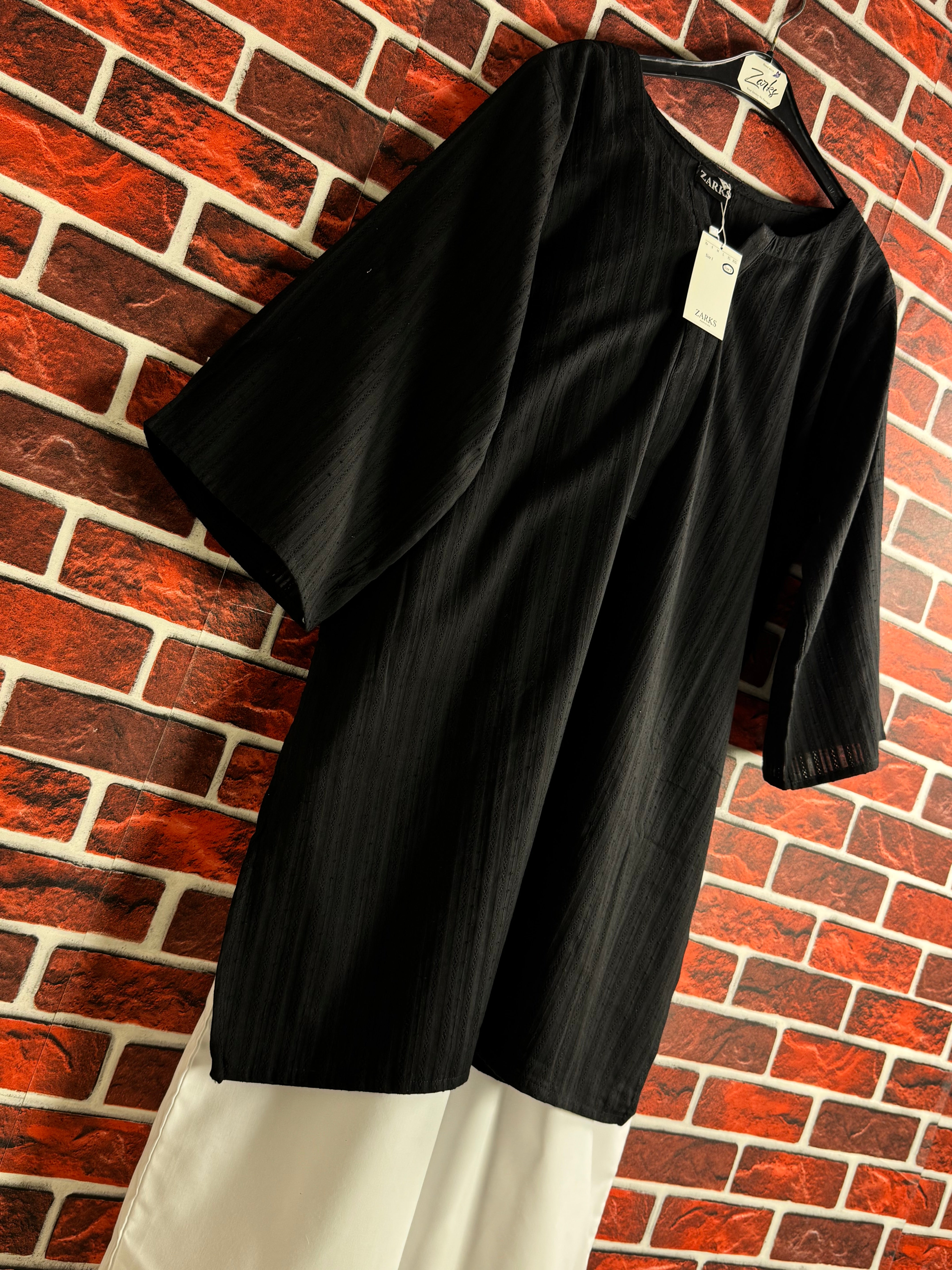 Black monochrome set
