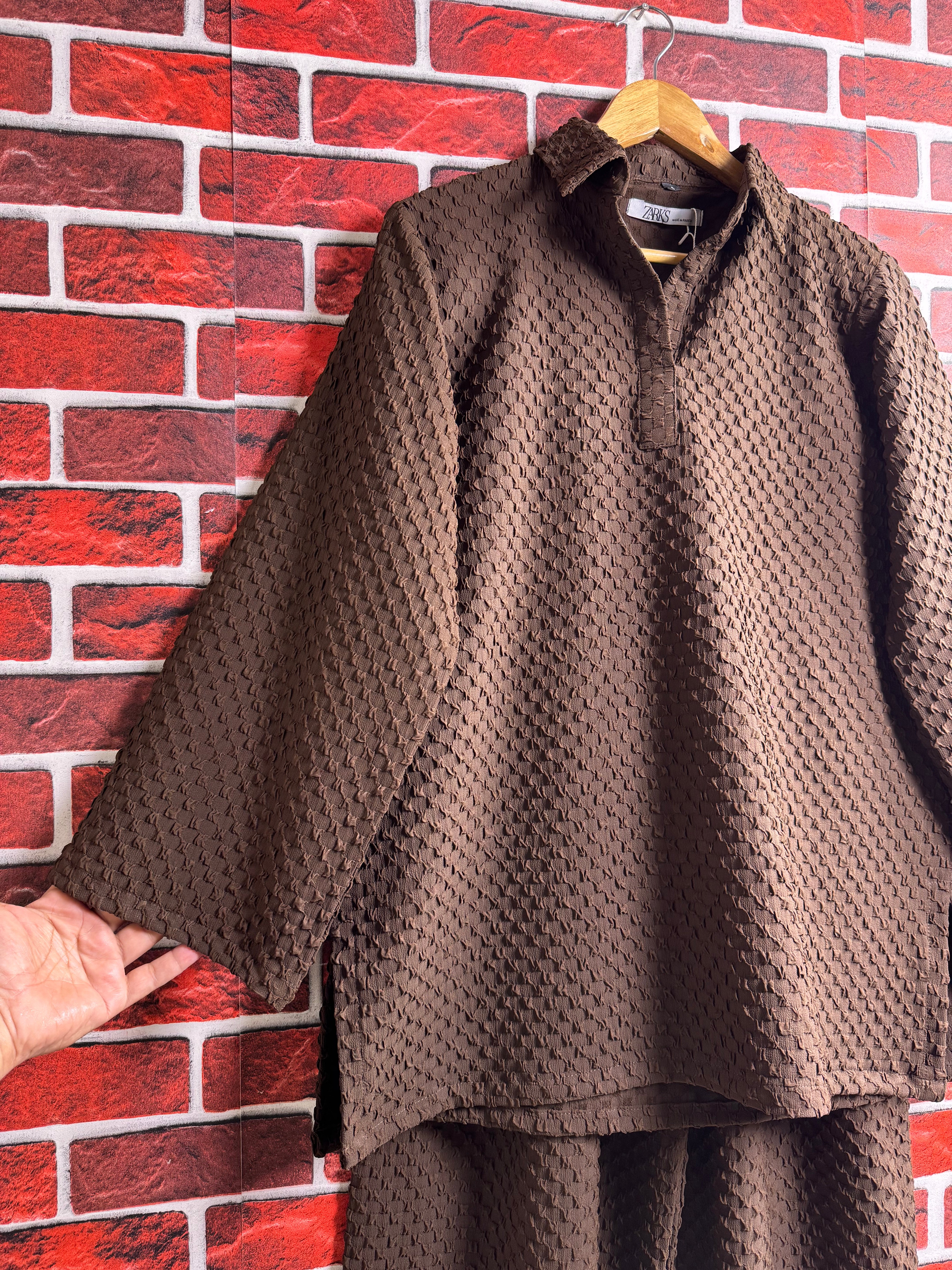 Coco brown texture coord