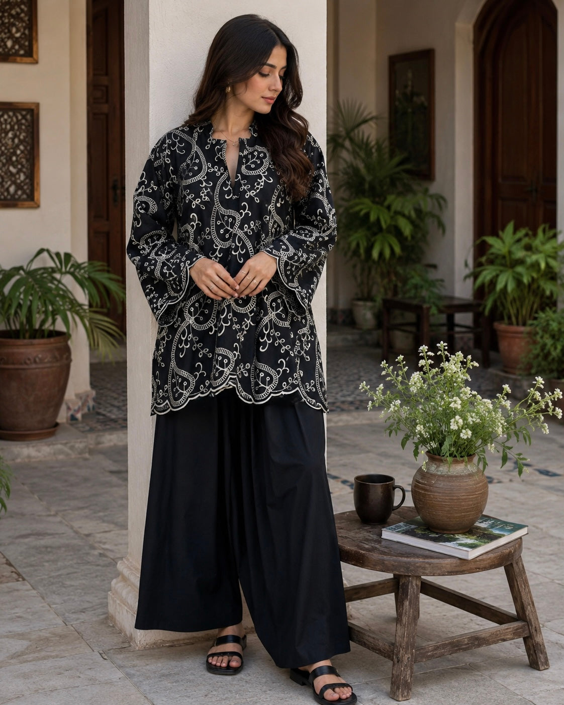 Black crochet set