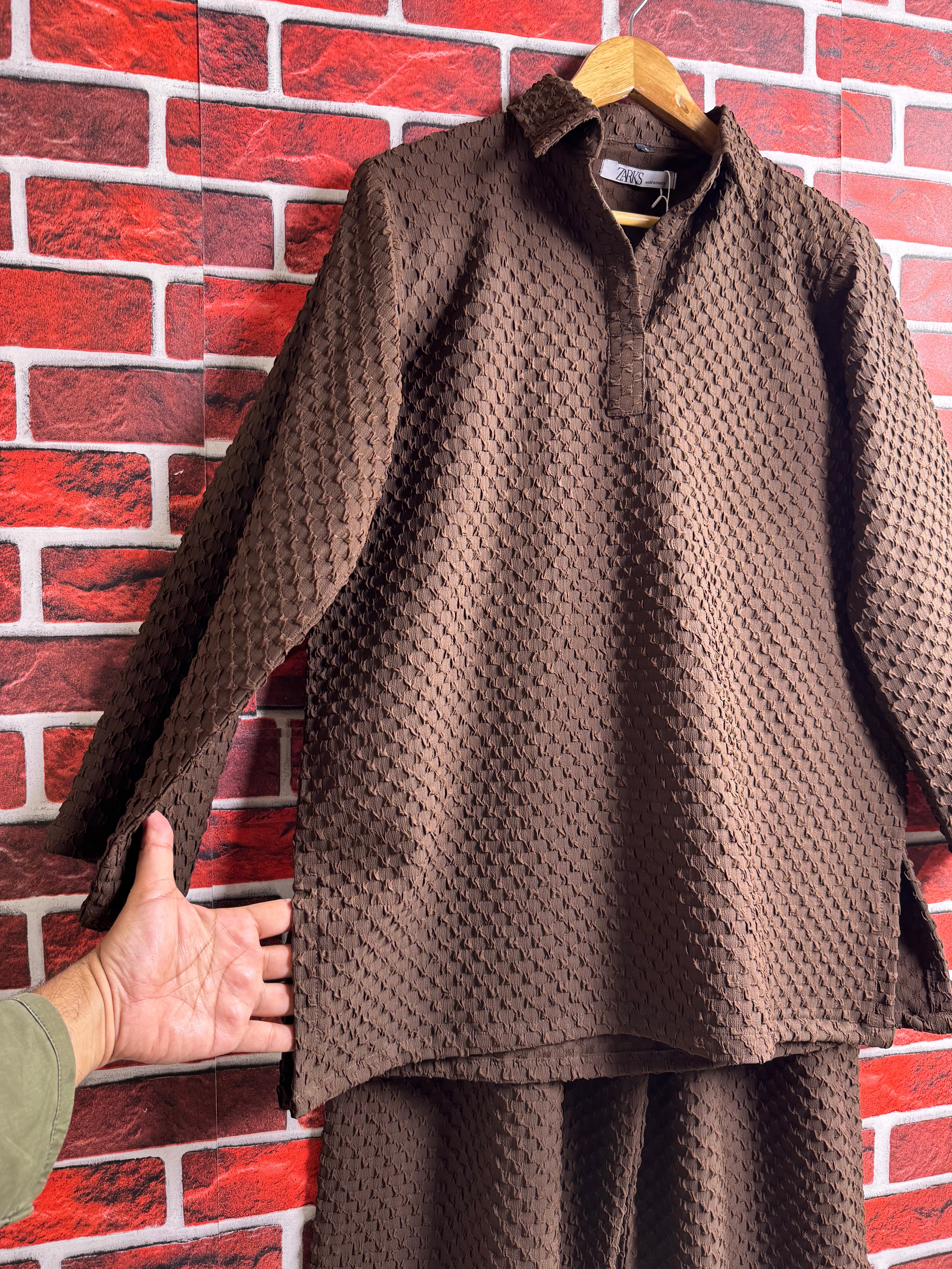 Coco brown texture coord