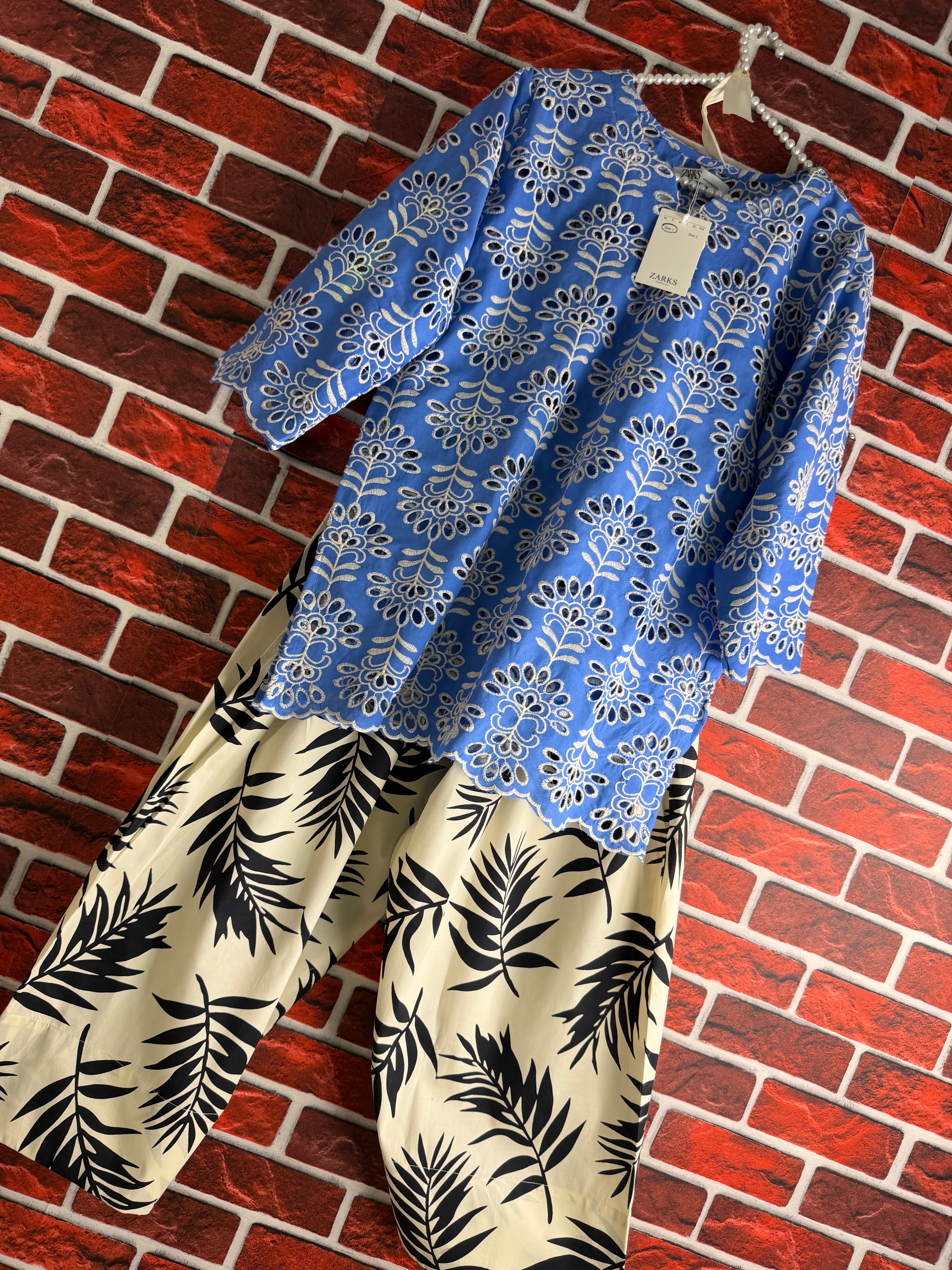 Azure chikankari set