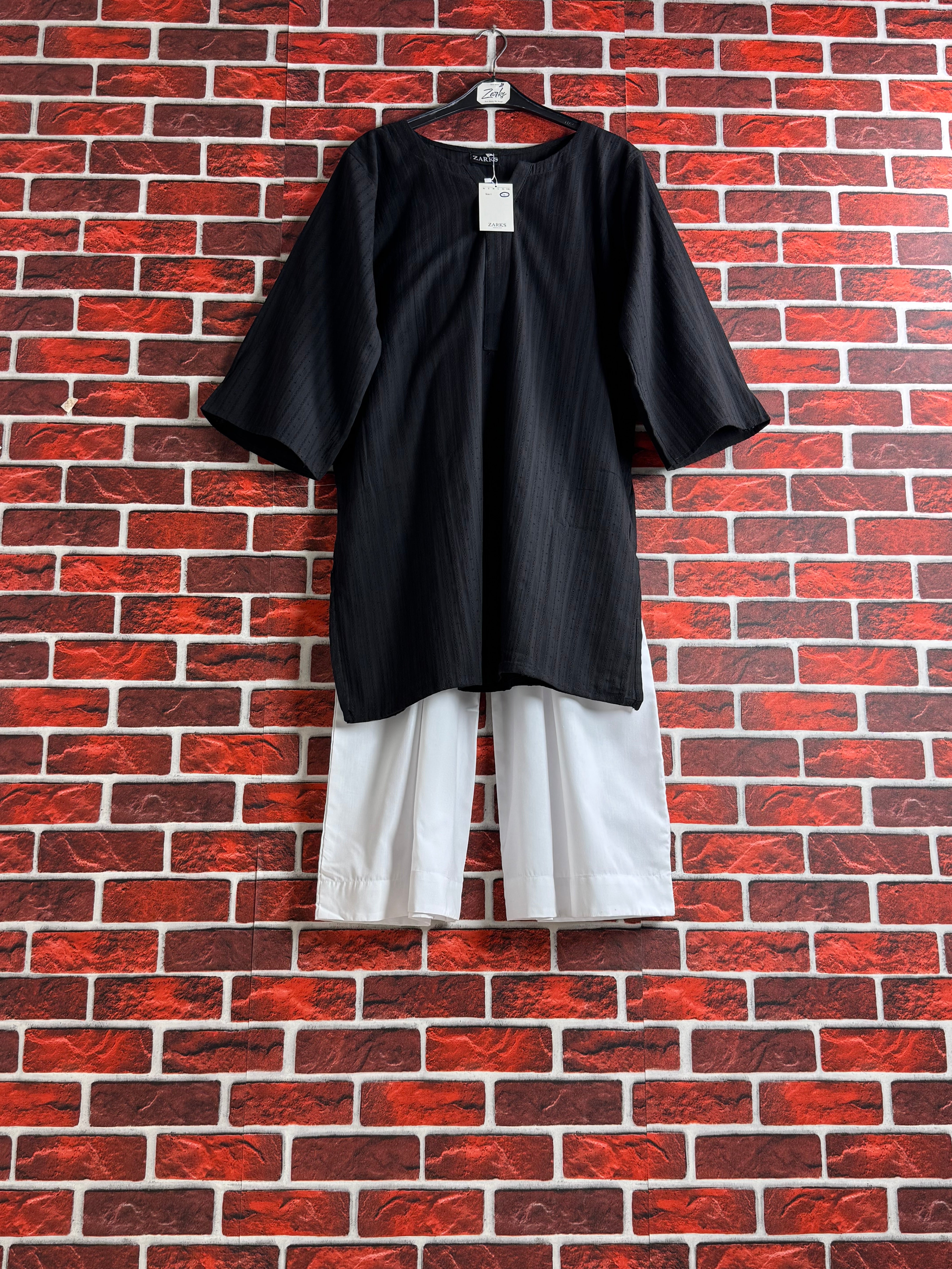 Black monochrome set