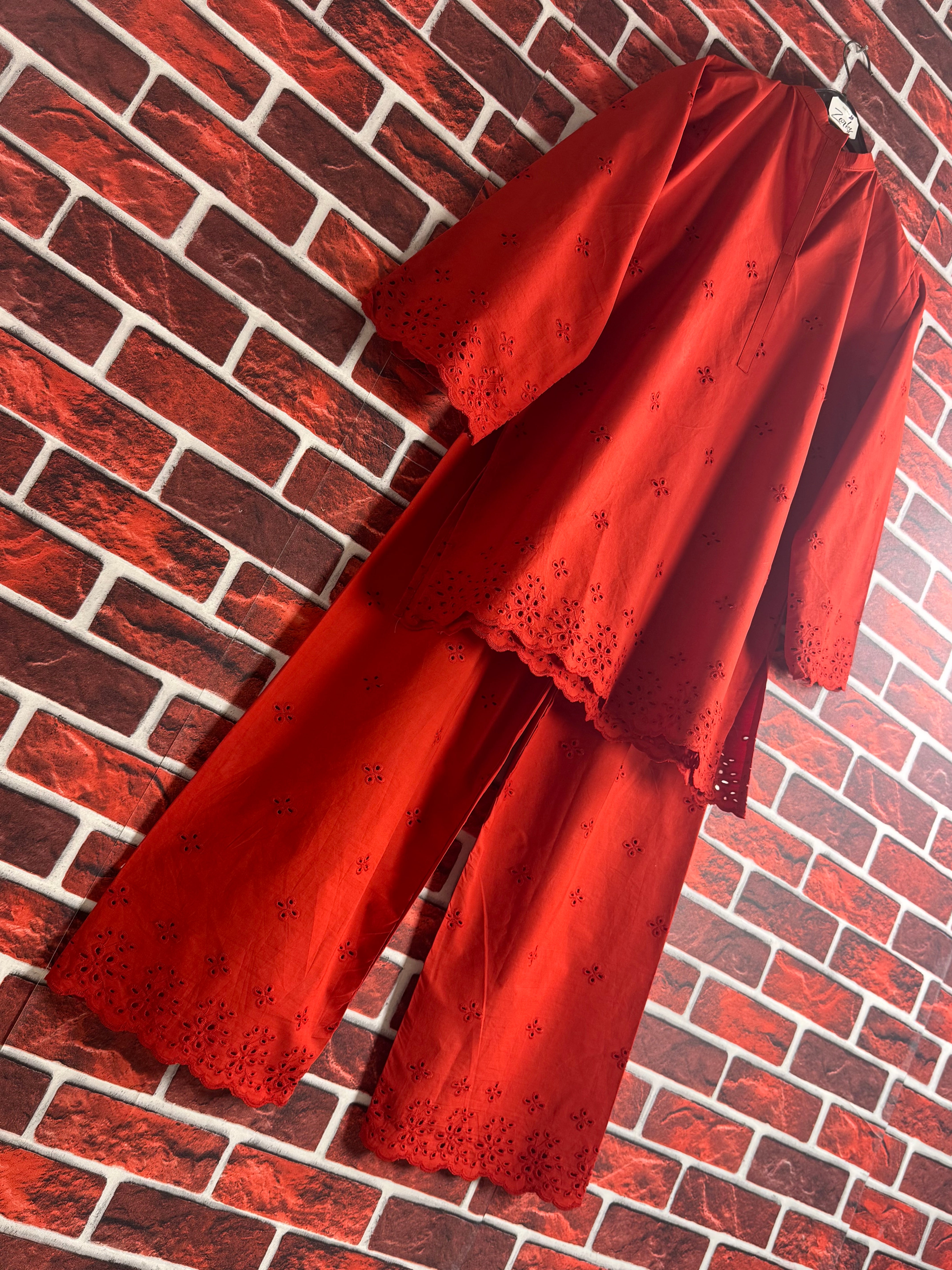 Red schiffli coord