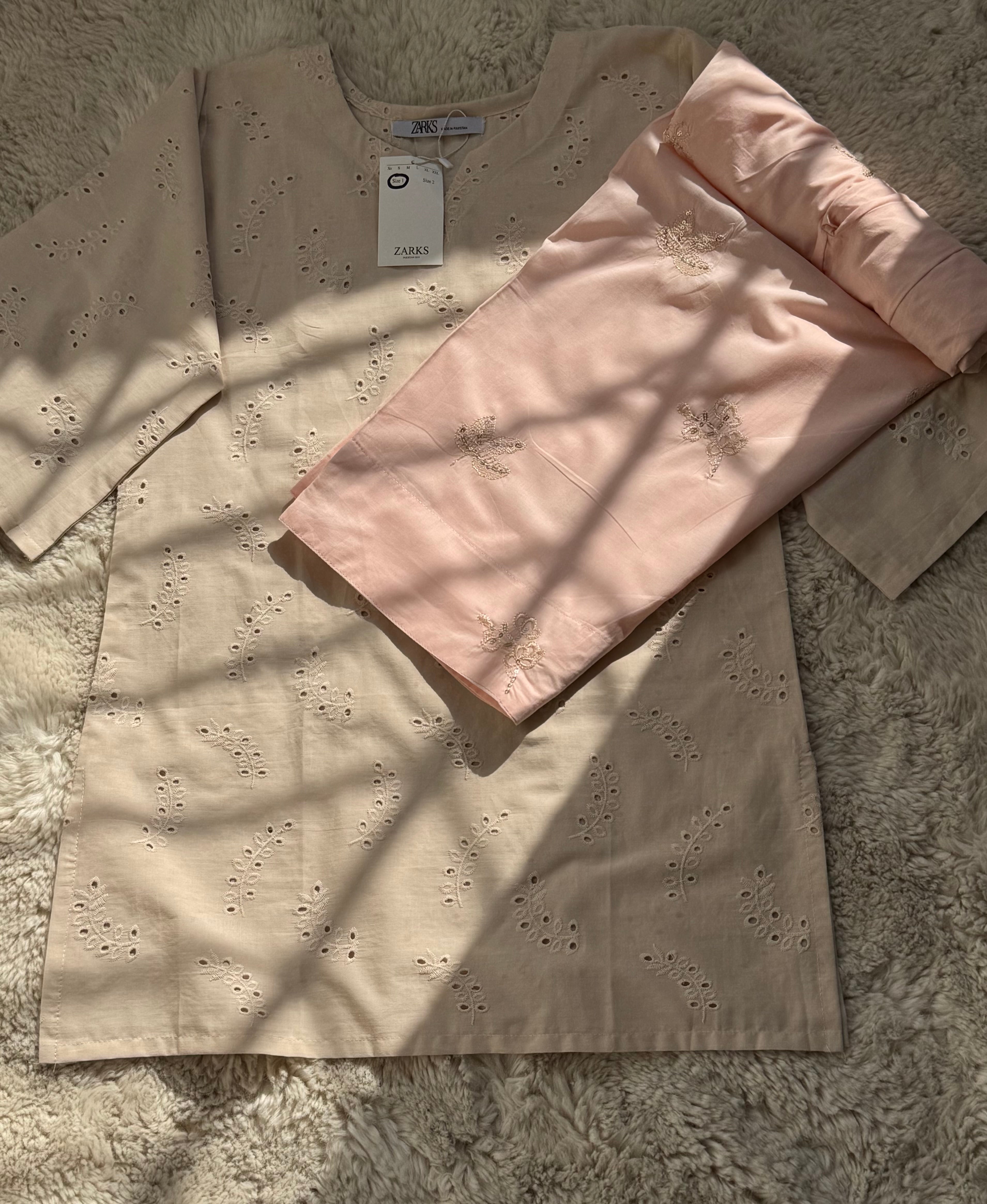 Teapink chickankari set