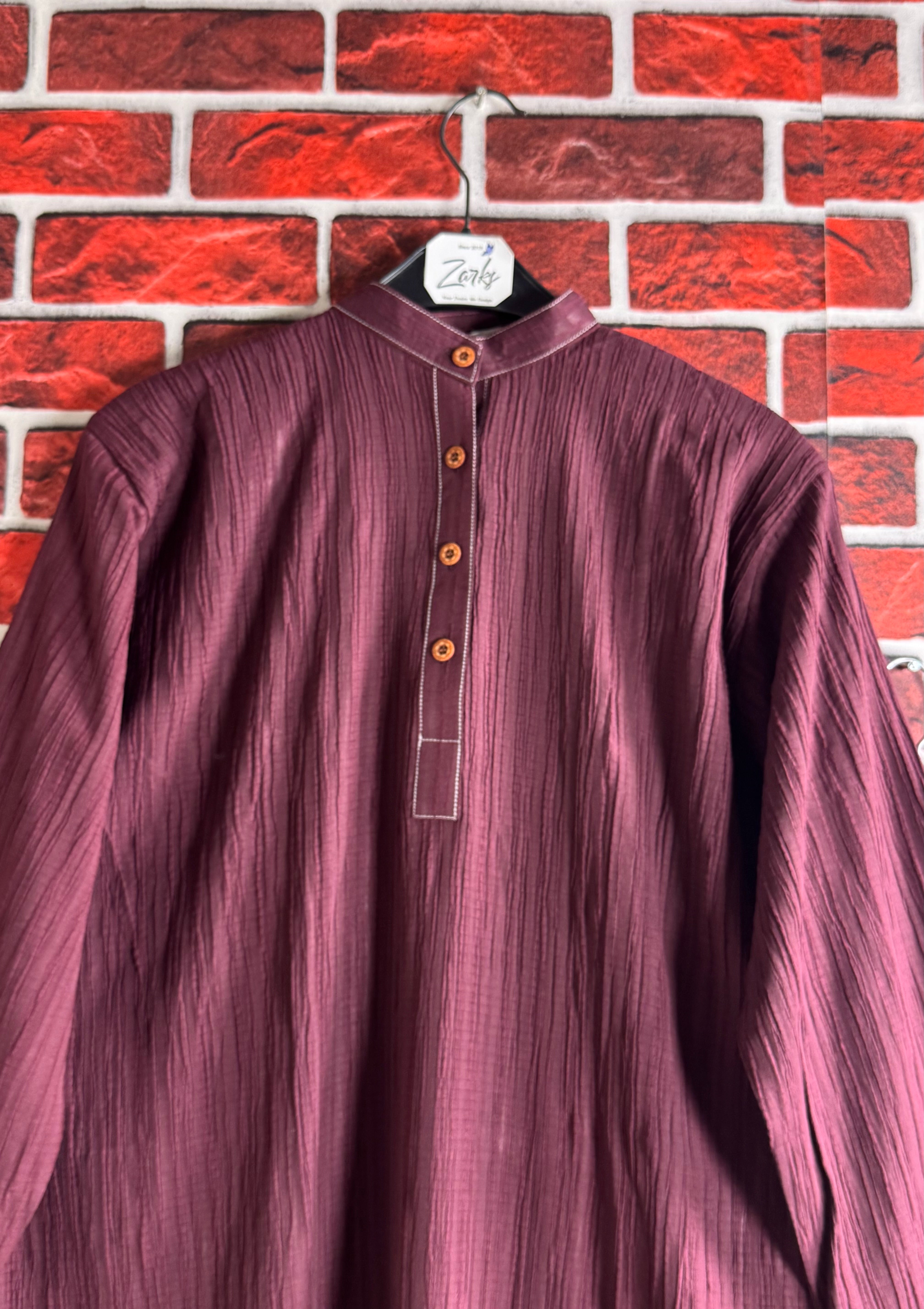 Burgundy texture coord