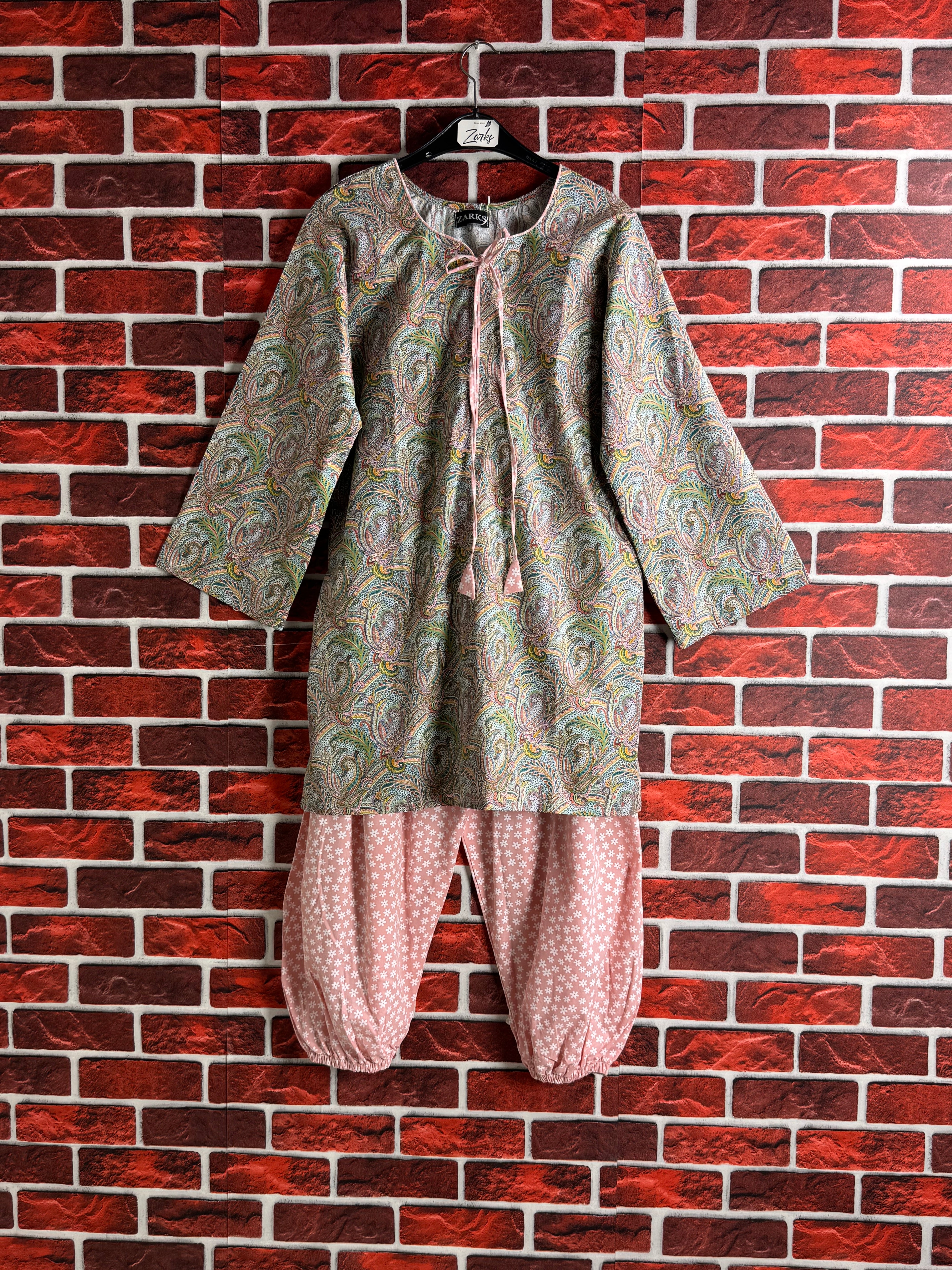 Blush printed set
