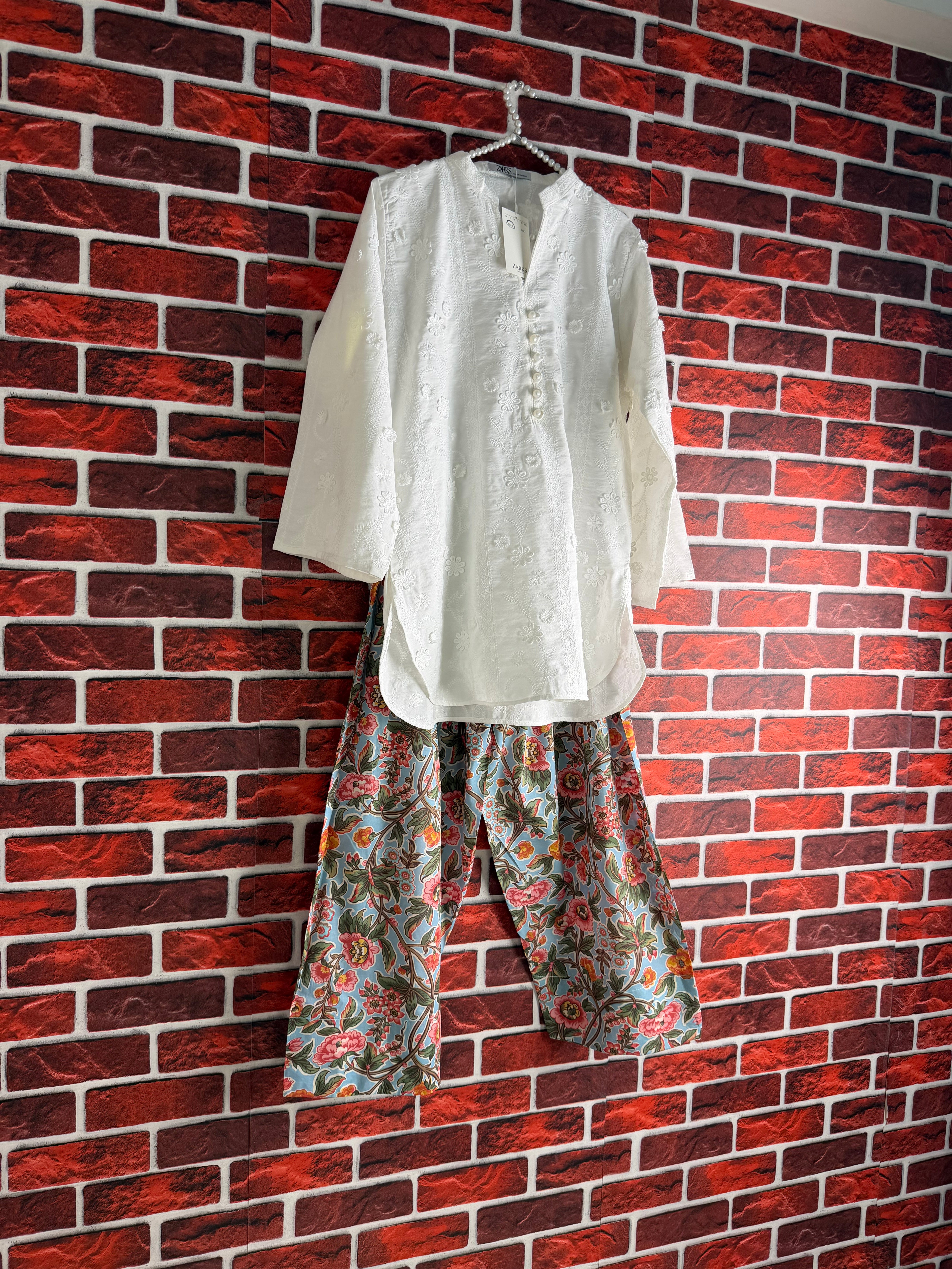 White chikankari set