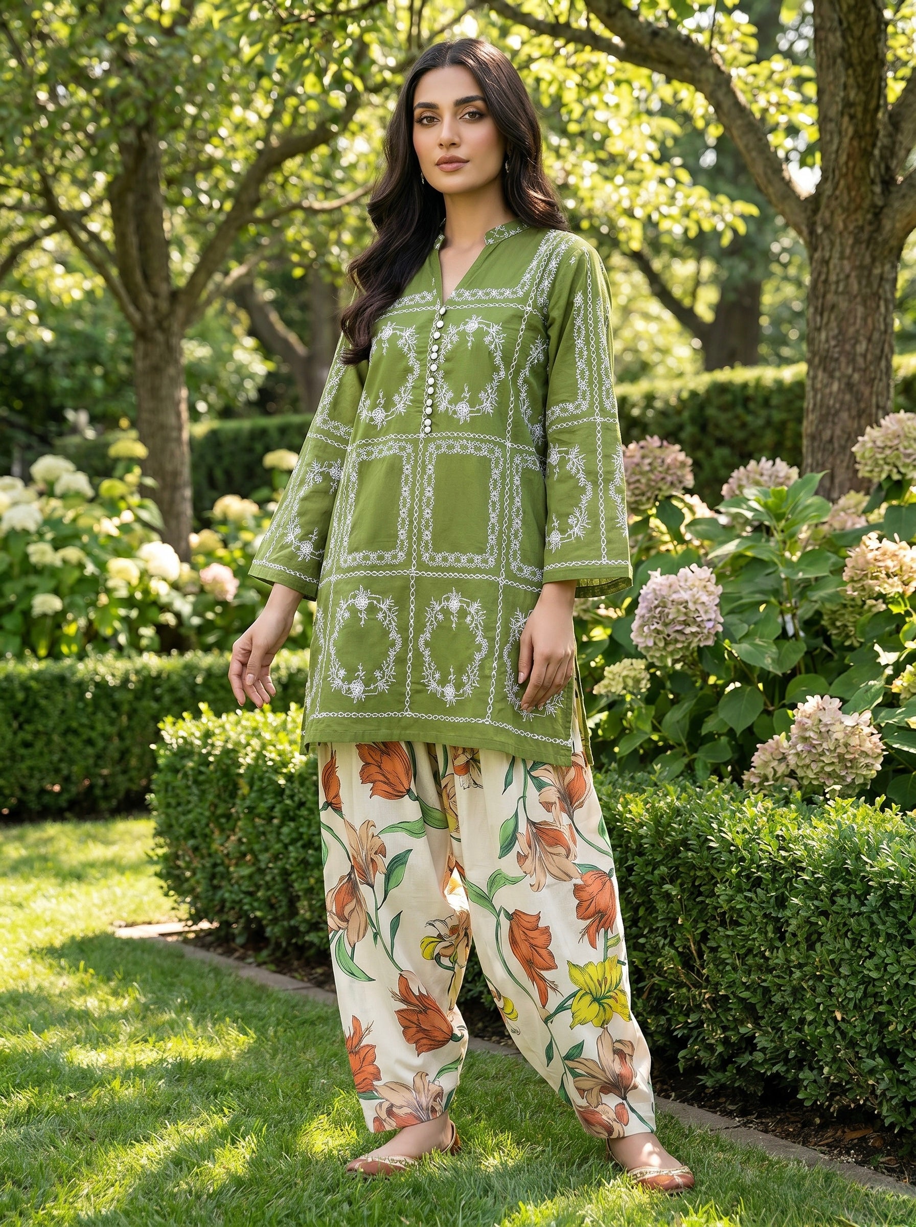 Olive chikankari set