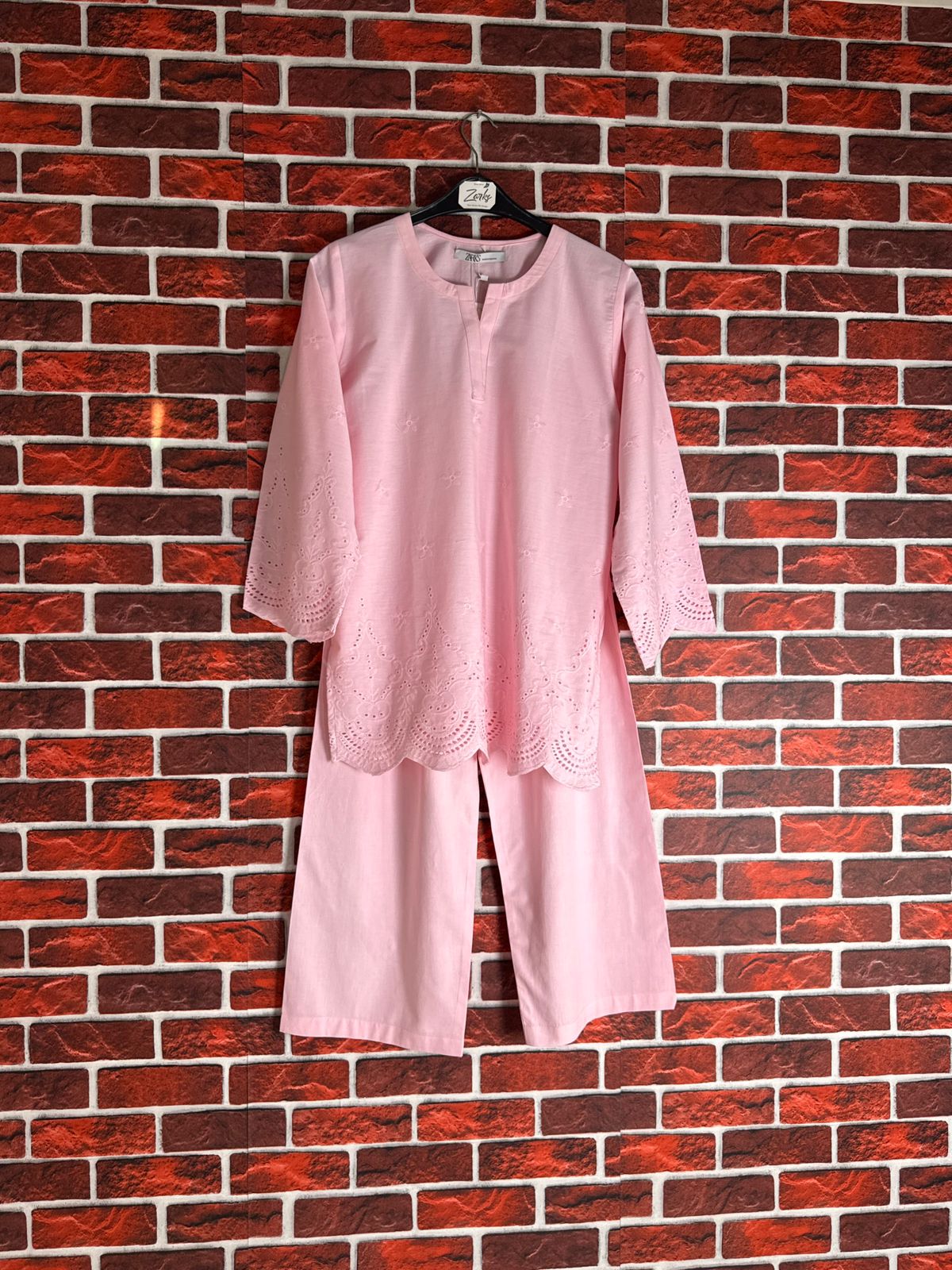 Powder pink schiffli coord
