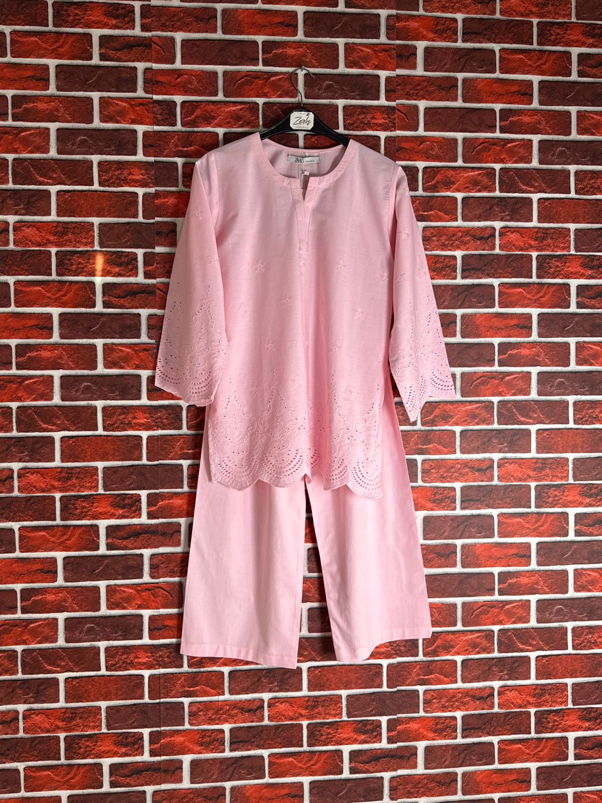 Powder pink schiffli coord