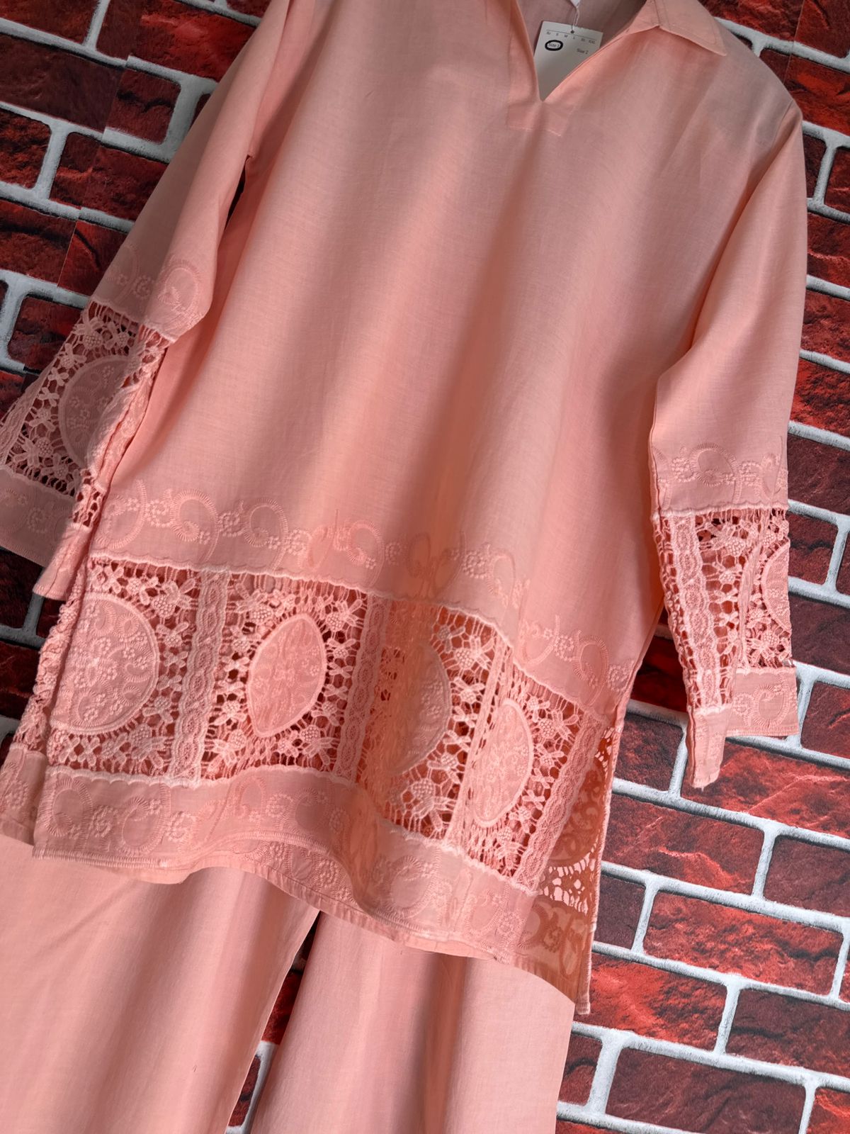 Peach schiffli coord