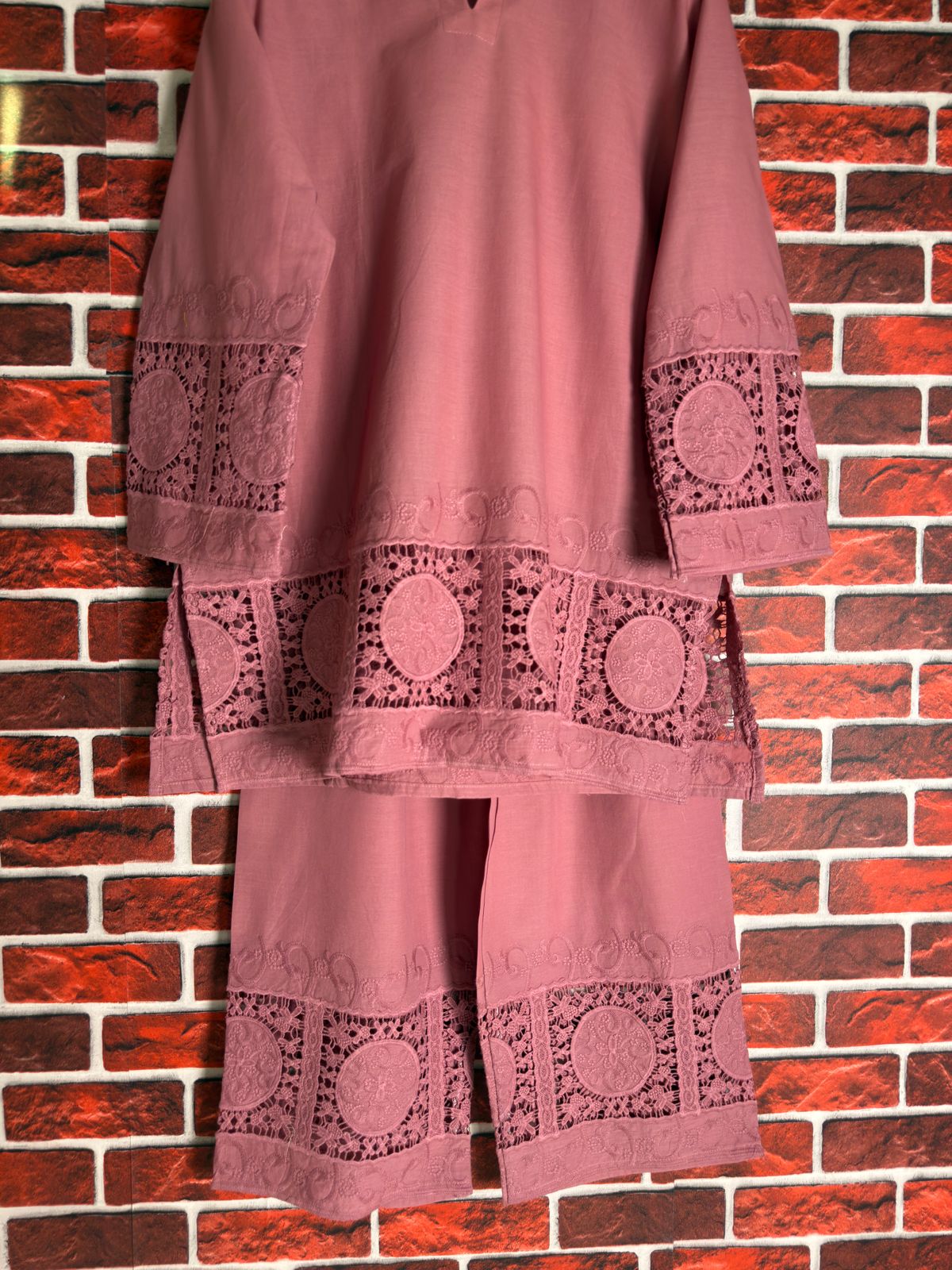 Tea pink schiffli coord-II