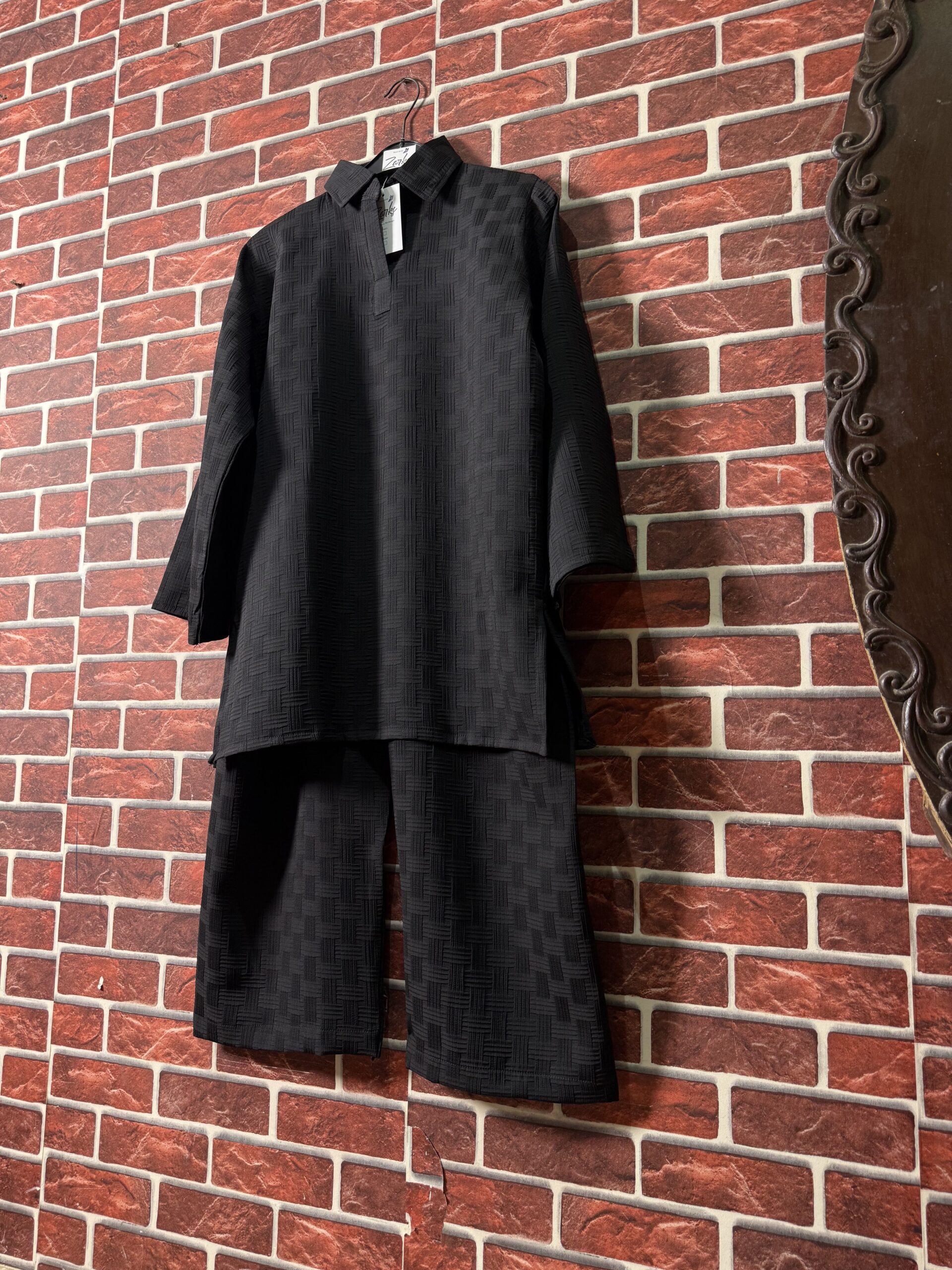 Galaxy black textured coord