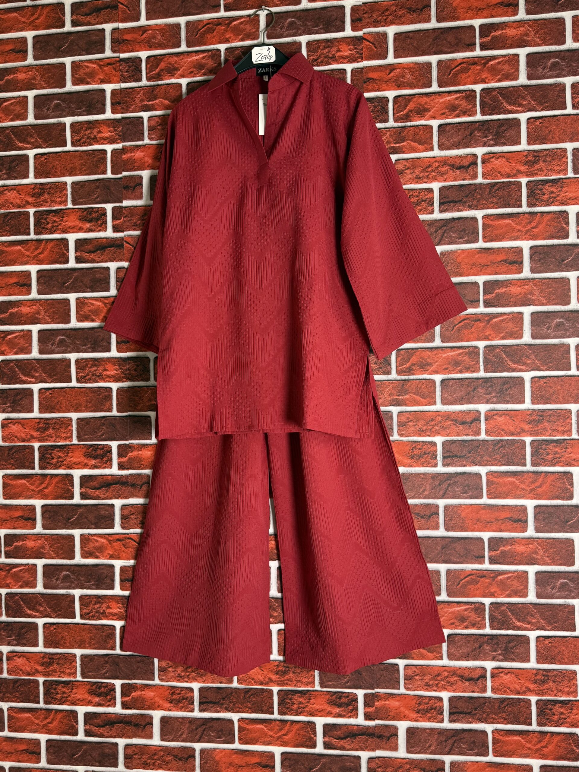 Raspberry textured coord